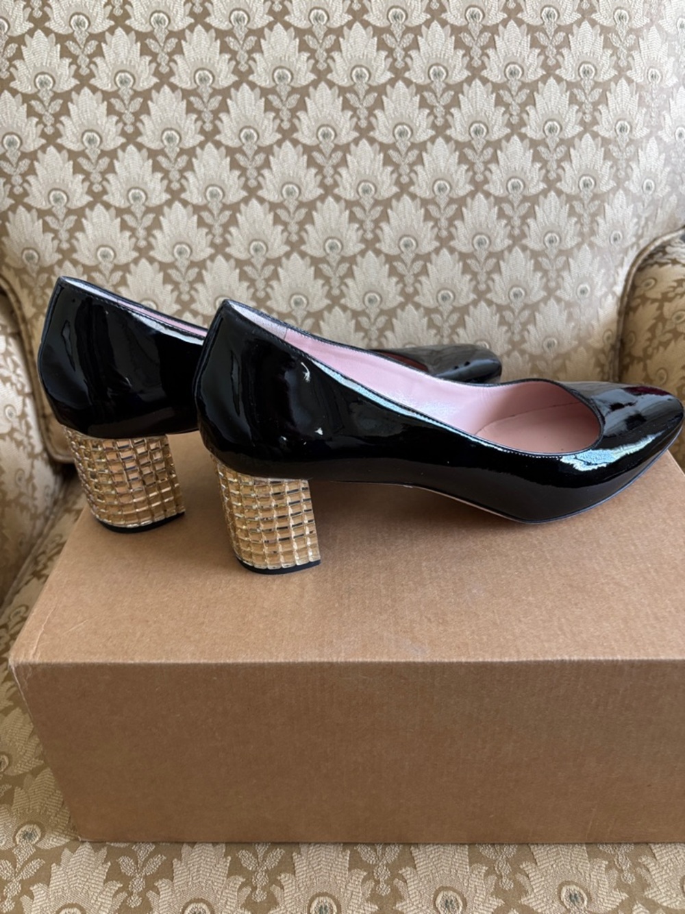 Kate Spade Danika Too Patent Leather Pumps with Embellished Gold Heel Size 10